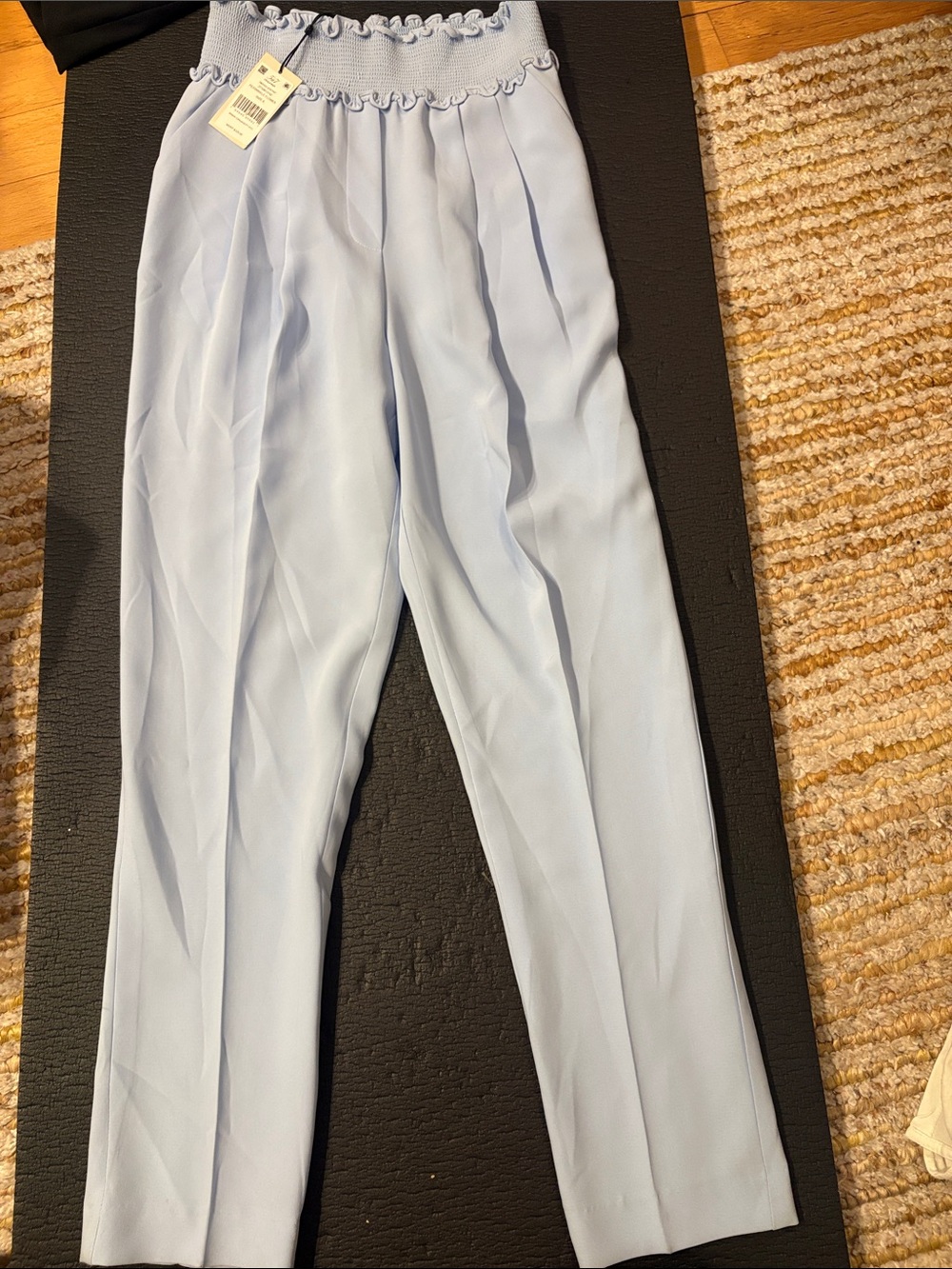 Cinq a sept pants size 8 NWT in lavender blue